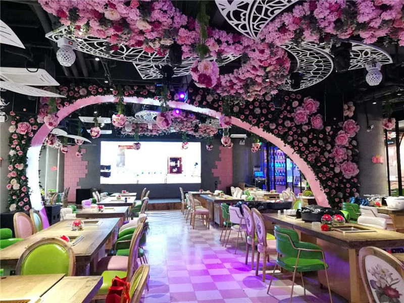 花巢主题火锅店软装设计